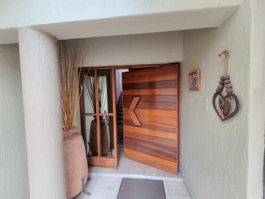 4 Bedroom Property for Sale in Maraldi Estate Free State